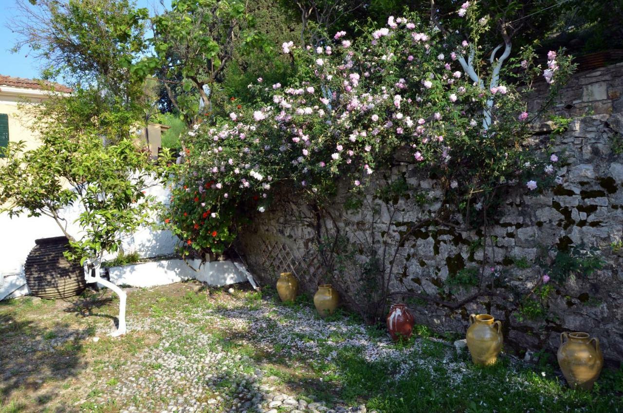 Stemar Villas Longós Buitenkant foto