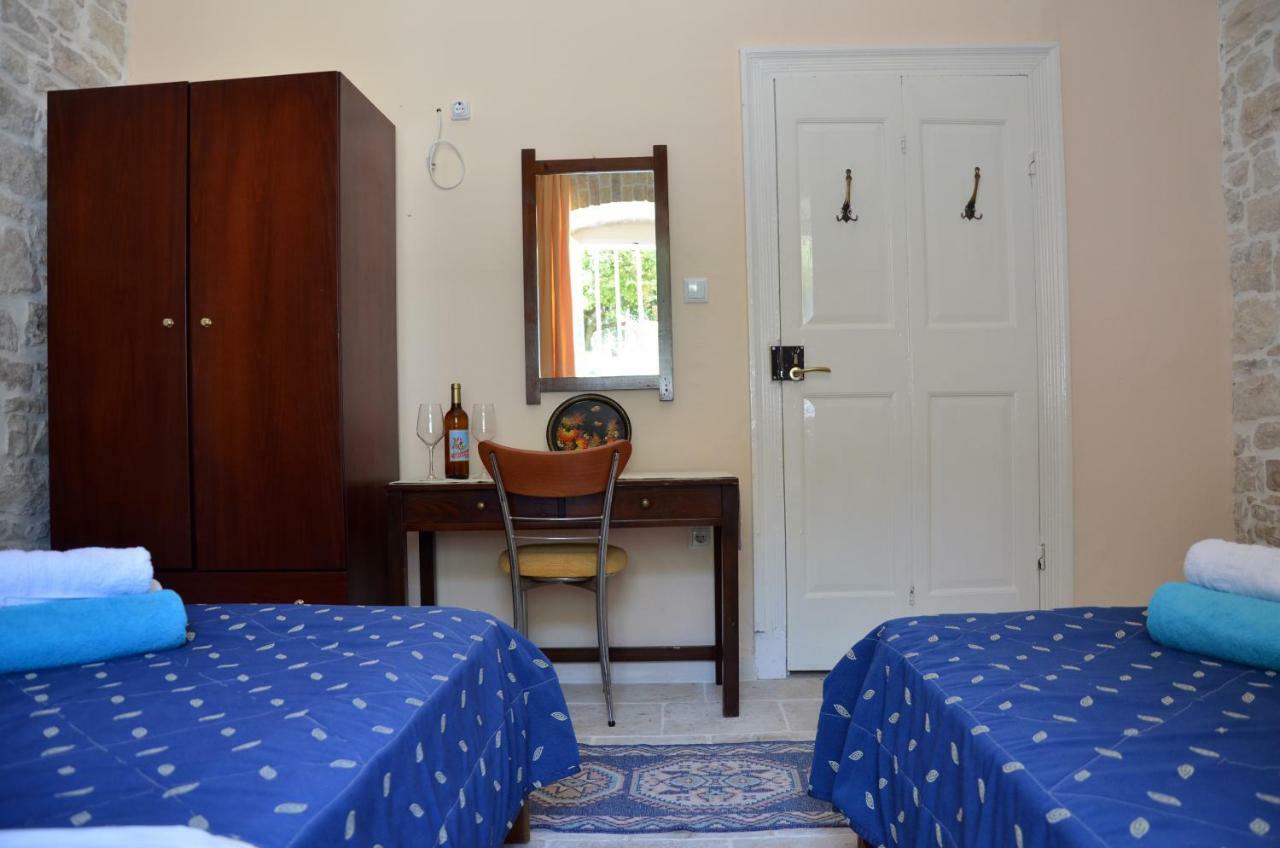 Stemar Villas Longós Buitenkant foto
